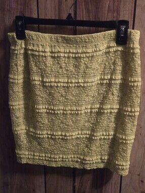 NWT Forever 21 Yellow Lace Tiered Ruffle Mini Skirt - Size Large